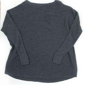 Tahari 100% merino wool oversized sweater in gray